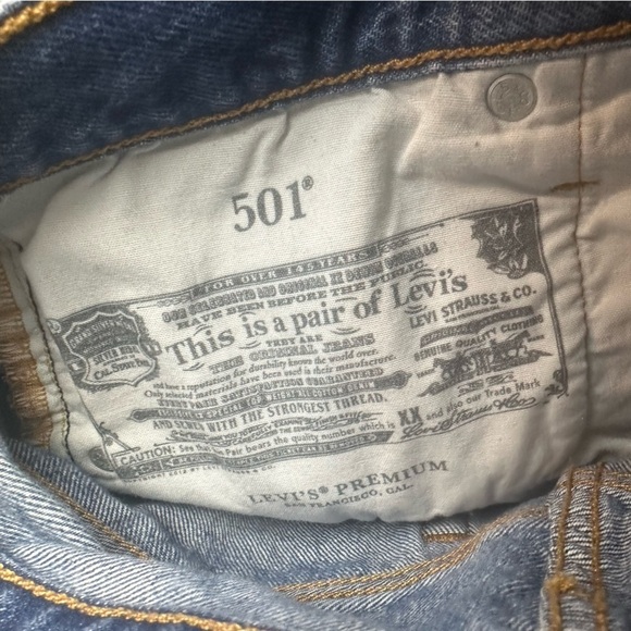 Levi’s Vintage Womens 501 Cutoff Button Fly Denim Shorts Size 29 Summer Festival - Picture 10 of 11